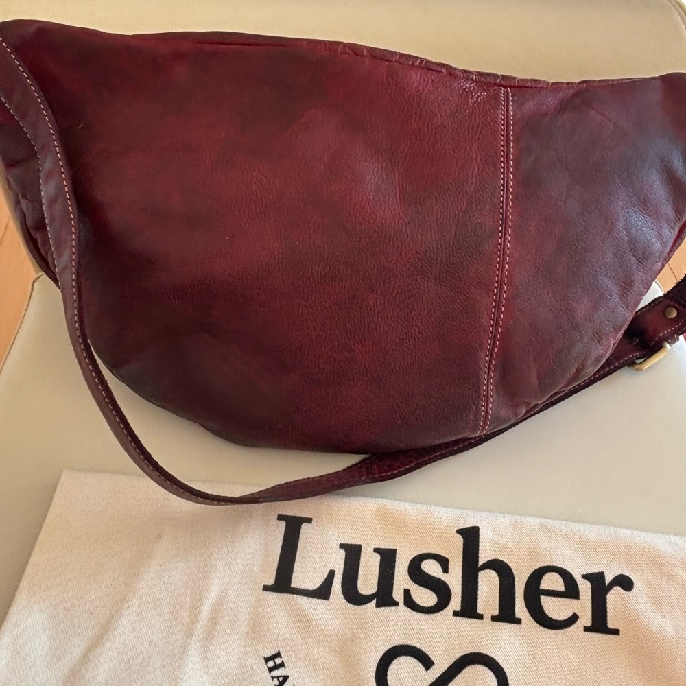 Lusher City Sling & Belt Bag - New without Tags - Picture 3 of 9